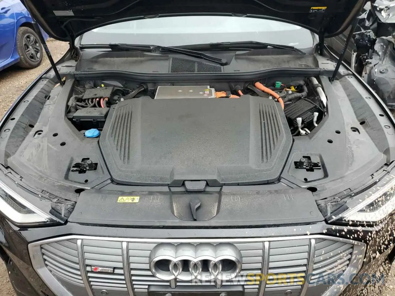 11 fotografías del automóvil dañado WA13AAGE4NB004110 AUDI E-TRON 2022