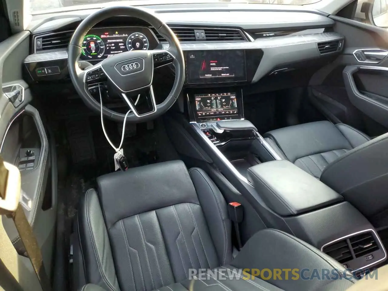 8 fotografías del automóvil dañado WA13ABGE3NB019543 AUDI E-TRON 2022