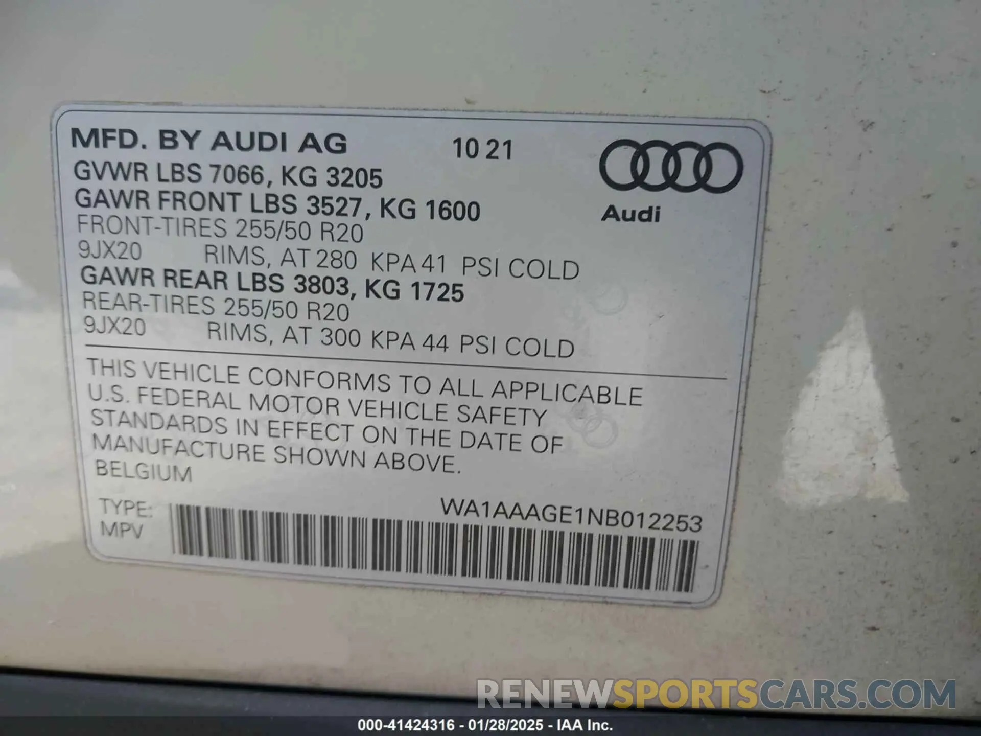 9 fotografías del automóvil dañado WA1AAAGE1NB012253 AUDI E-TRON 2022