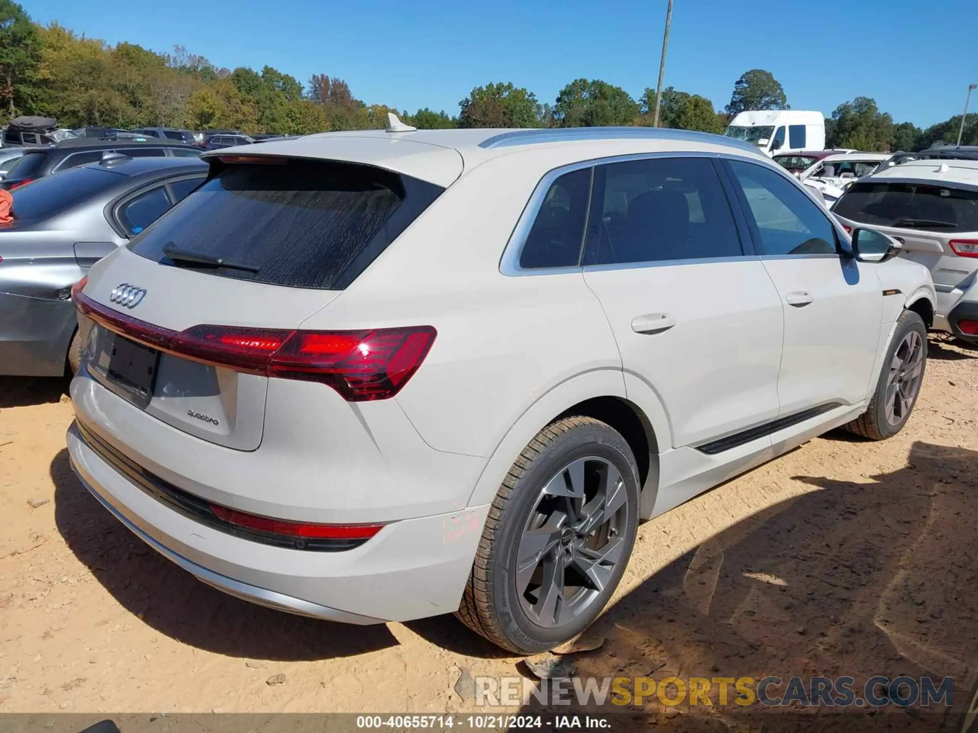 4 fotografías del automóvil dañado WA1AAAGE1NB023415 AUDI E-TRON 2022