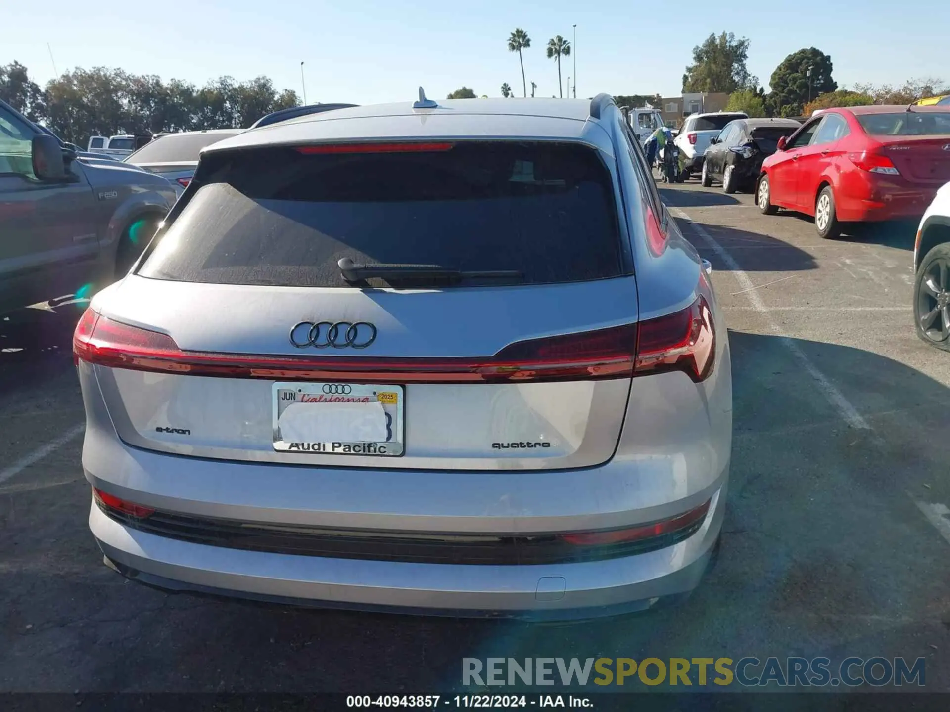 16 fotografías del automóvil dañado WA1AAAGE1NB027352 AUDI E-TRON 2022