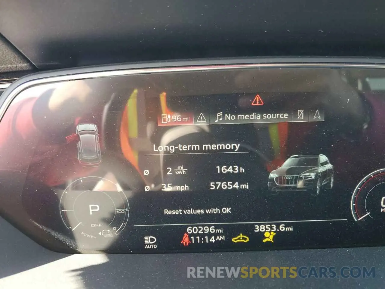 9 fotografías del automóvil dañado WA1AAAGE1NB033863 AUDI E-TRON 2022