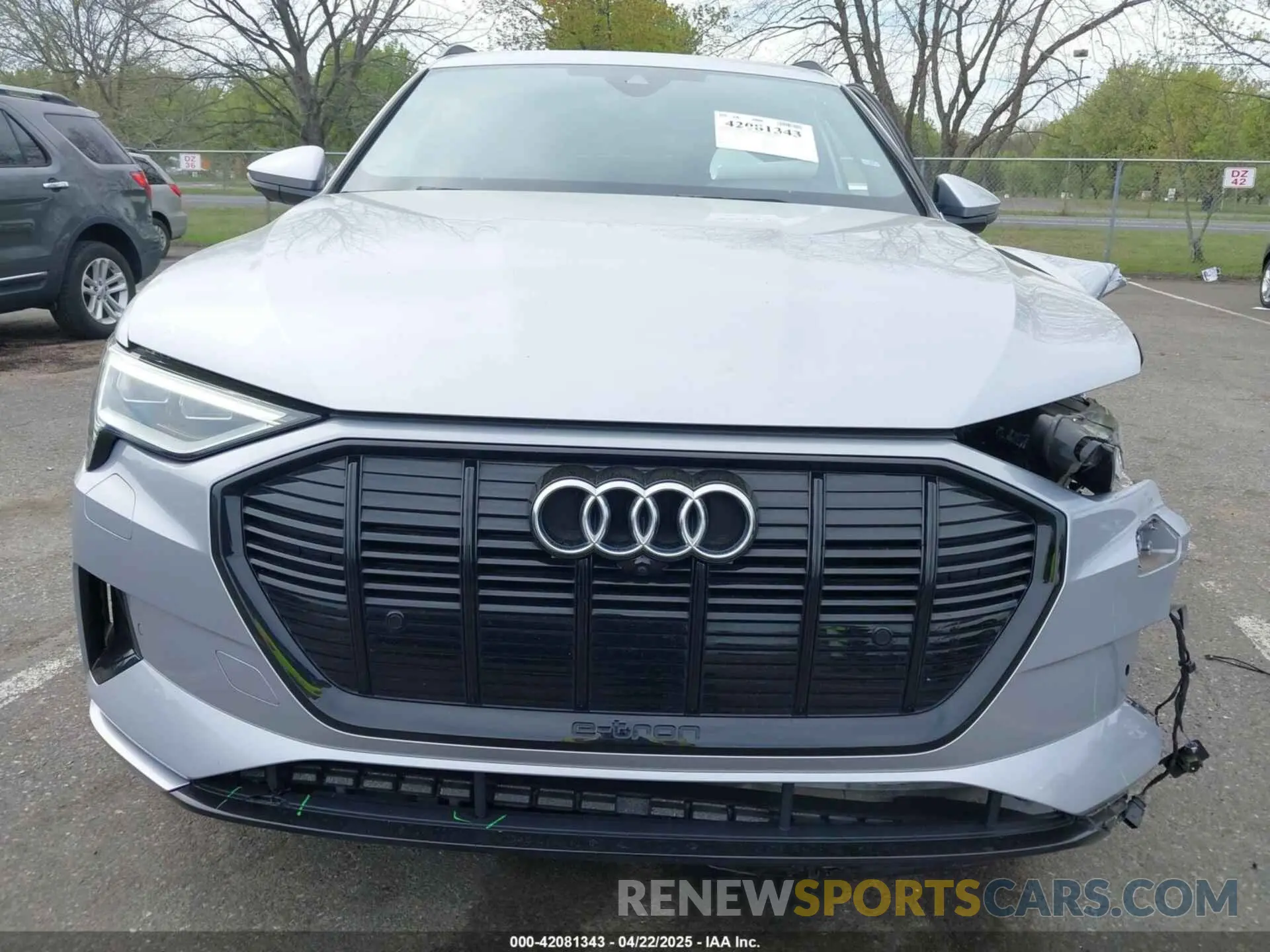 12 fotografías del automóvil dañado WA1AAAGE3NB033122 AUDI E-TRON 2022