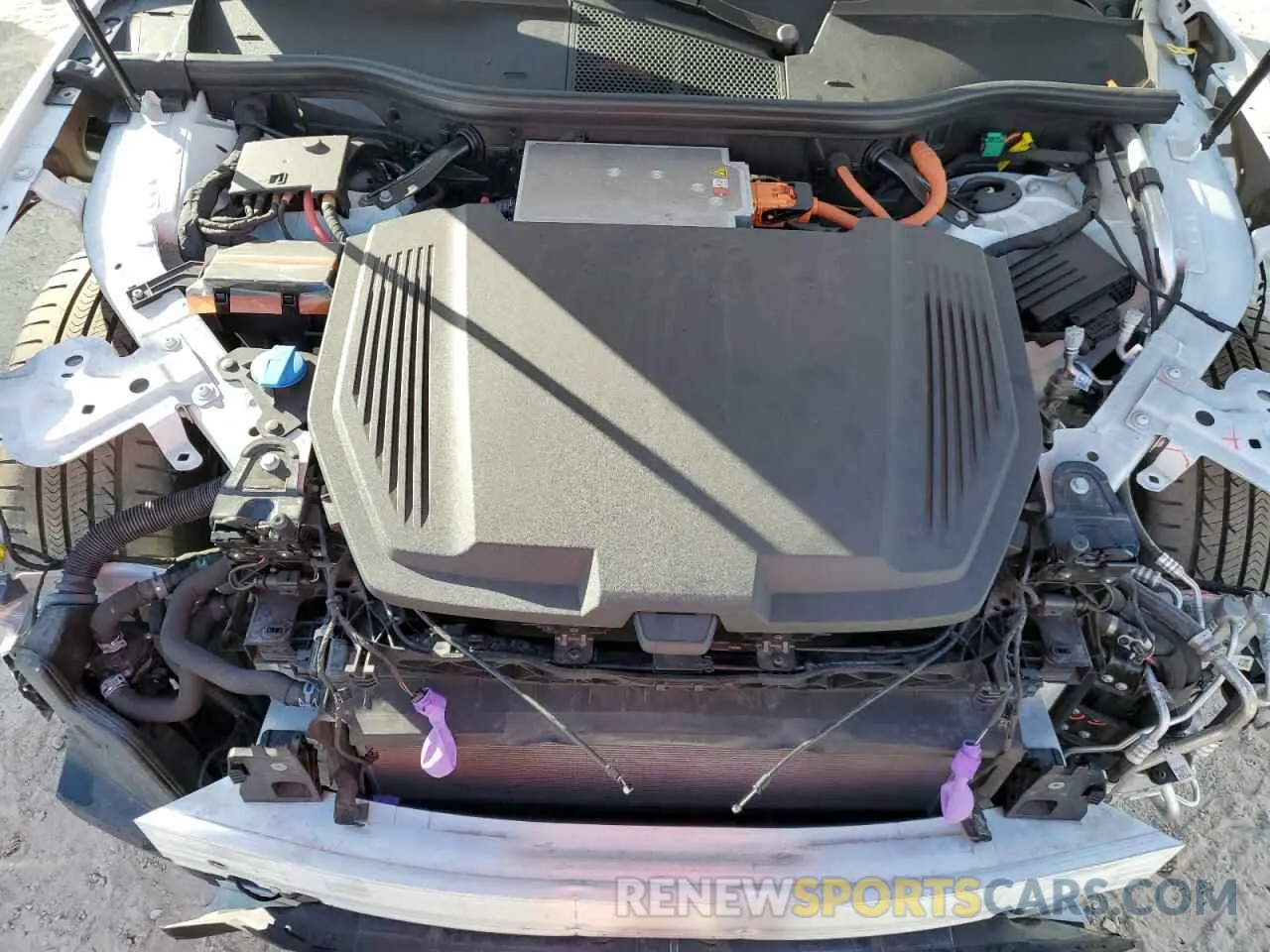12 fotografías del automóvil dañado WA1AAAGE5NB006164 AUDI E-TRON 2022