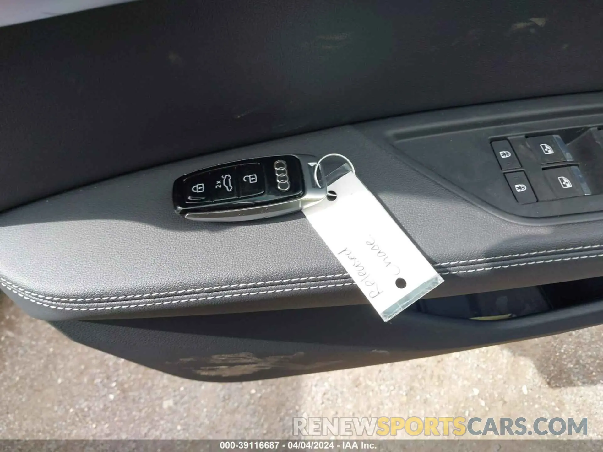 11 fotografías del automóvil dañado WA1AAAGE6NB005833 AUDI E-TRON 2022