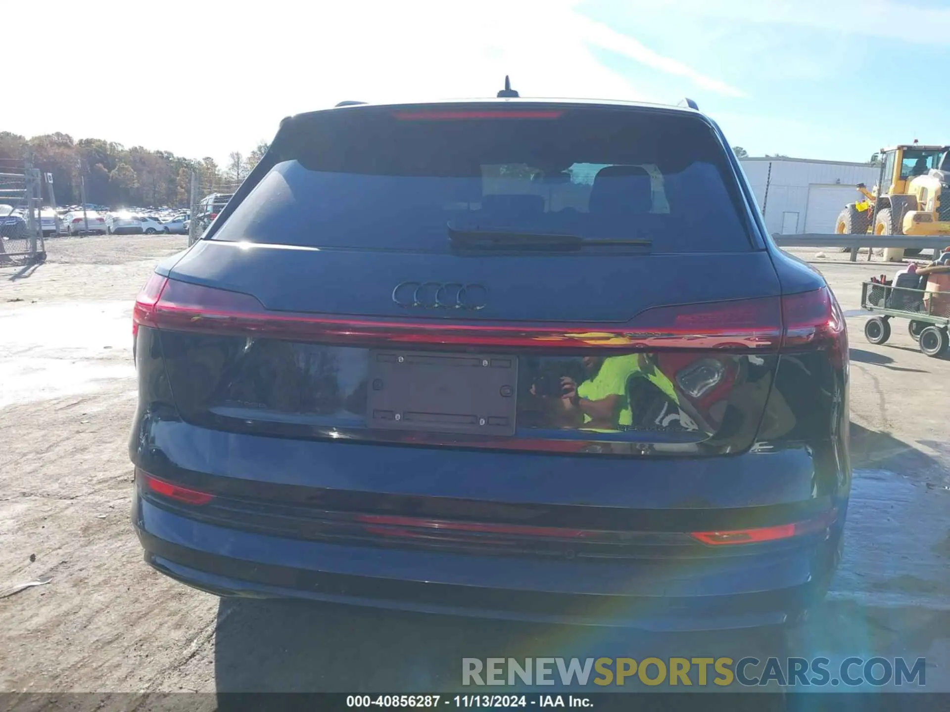 16 fotografías del automóvil dañado WA1AAAGE6NB029002 AUDI E-TRON 2022