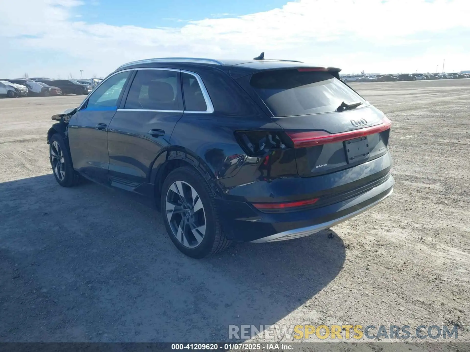 3 fotografías del automóvil dañado WA1AAAGE6NB030134 AUDI E-TRON 2022