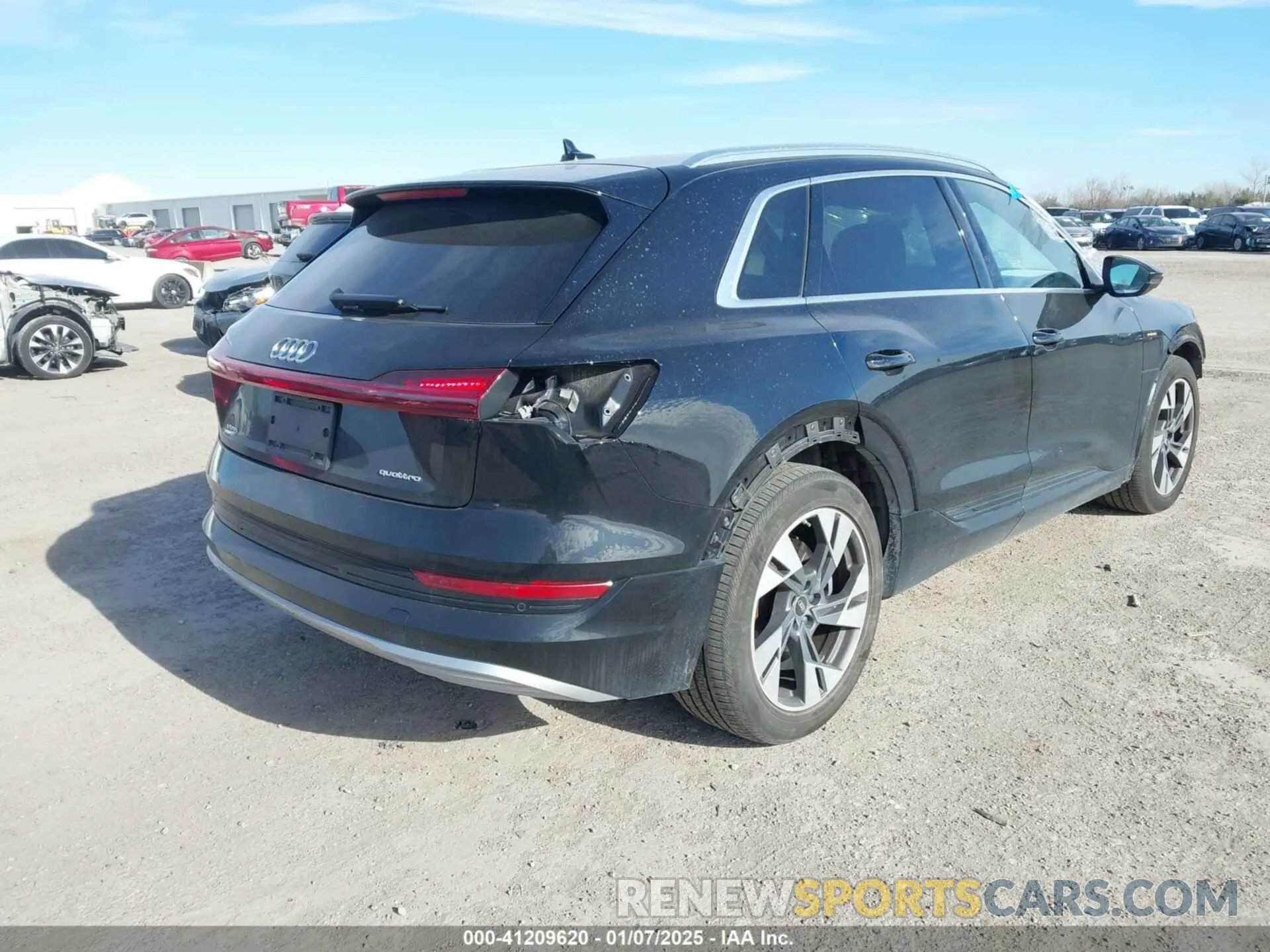 4 fotografías del automóvil dañado WA1AAAGE6NB030134 AUDI E-TRON 2022