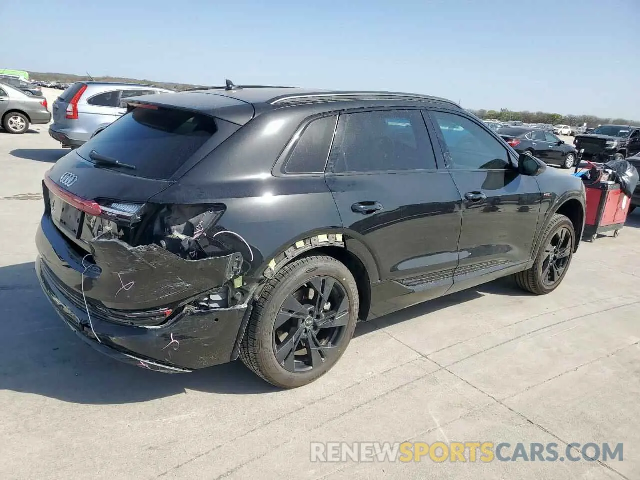 3 fotografías del automóvil dañado WA1AAAGE7NB027856 AUDI E-TRON 2022