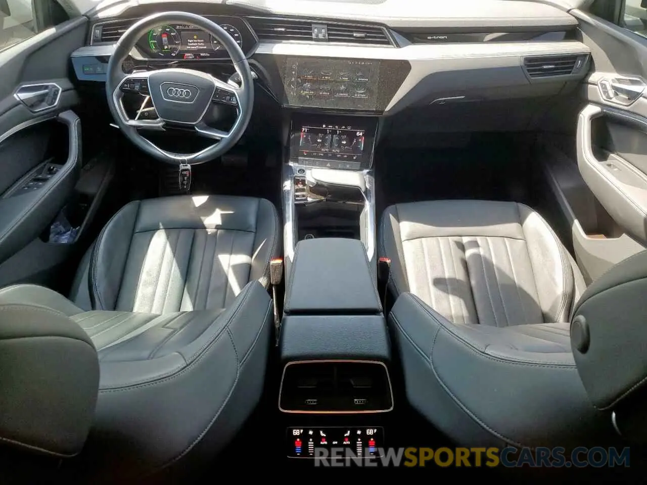 8 fotografías del automóvil dañado WA1AAAGEXNB023977 AUDI E-TRON 2022