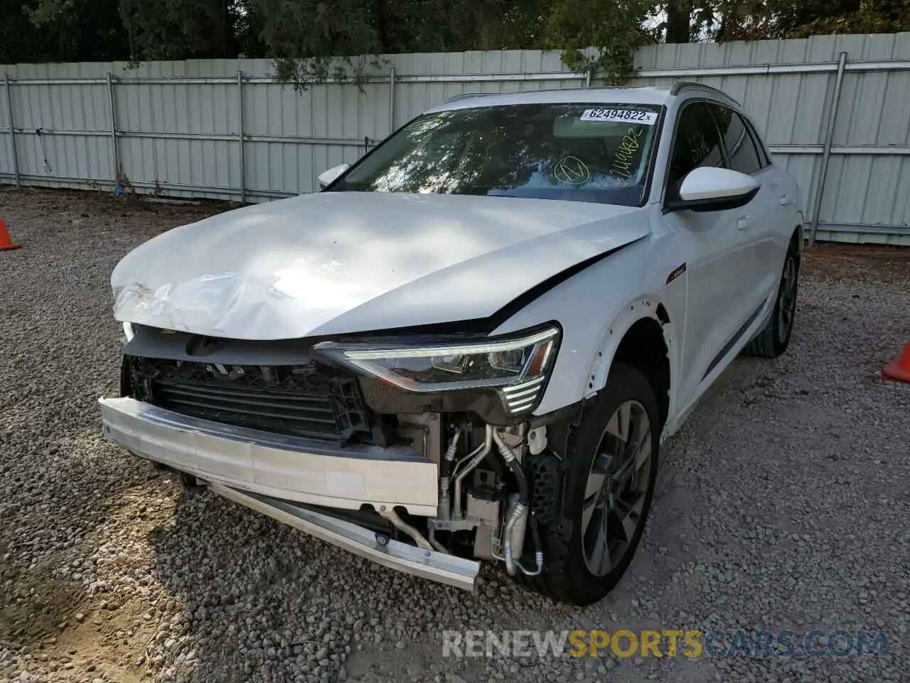 2 fotografías del automóvil dañado WA1AABGE2NB007035 AUDI E-TRON 2022