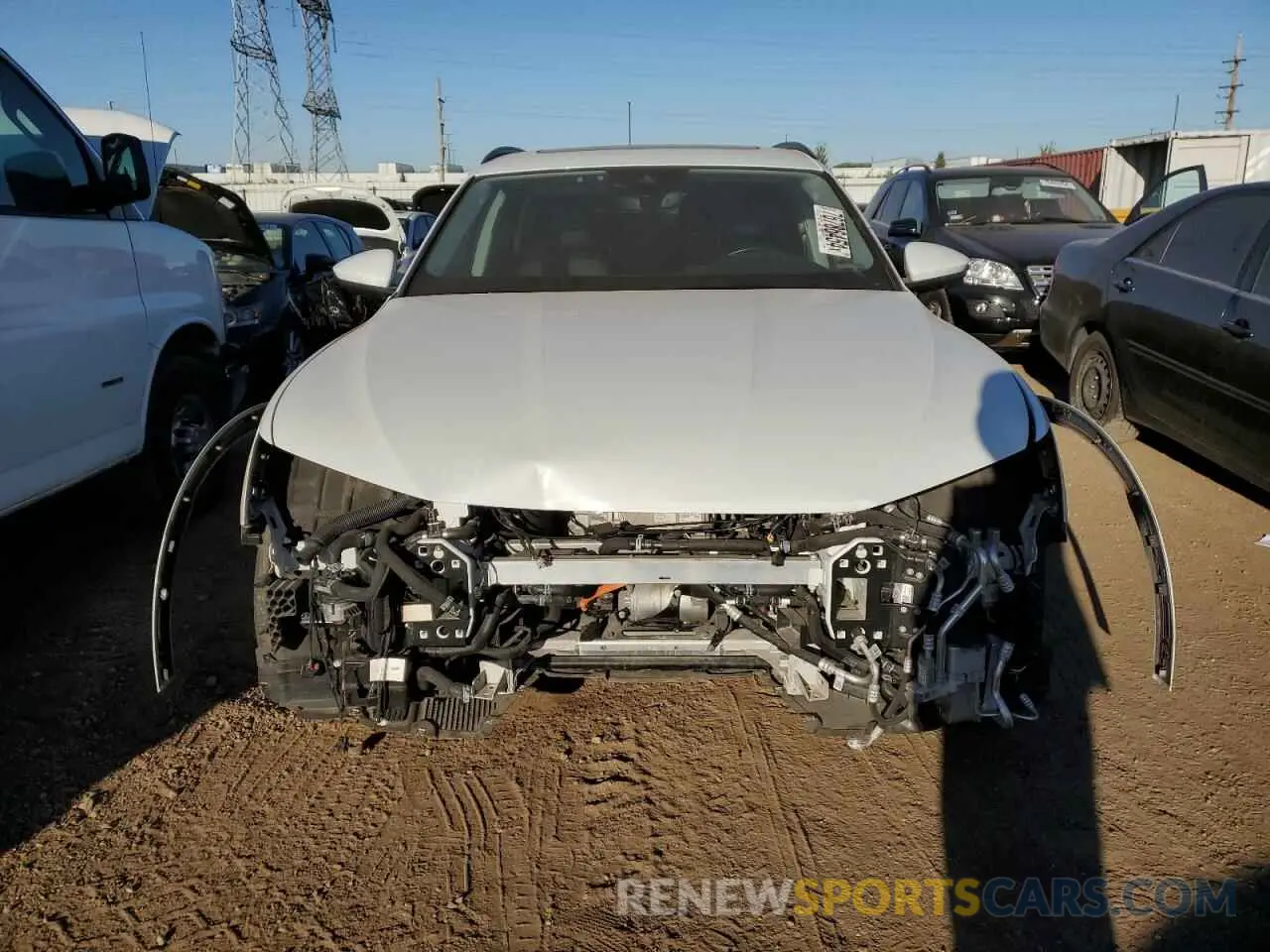 5 fotografías del automóvil dañado WA1AABGE3NB007271 AUDI E-TRON 2022