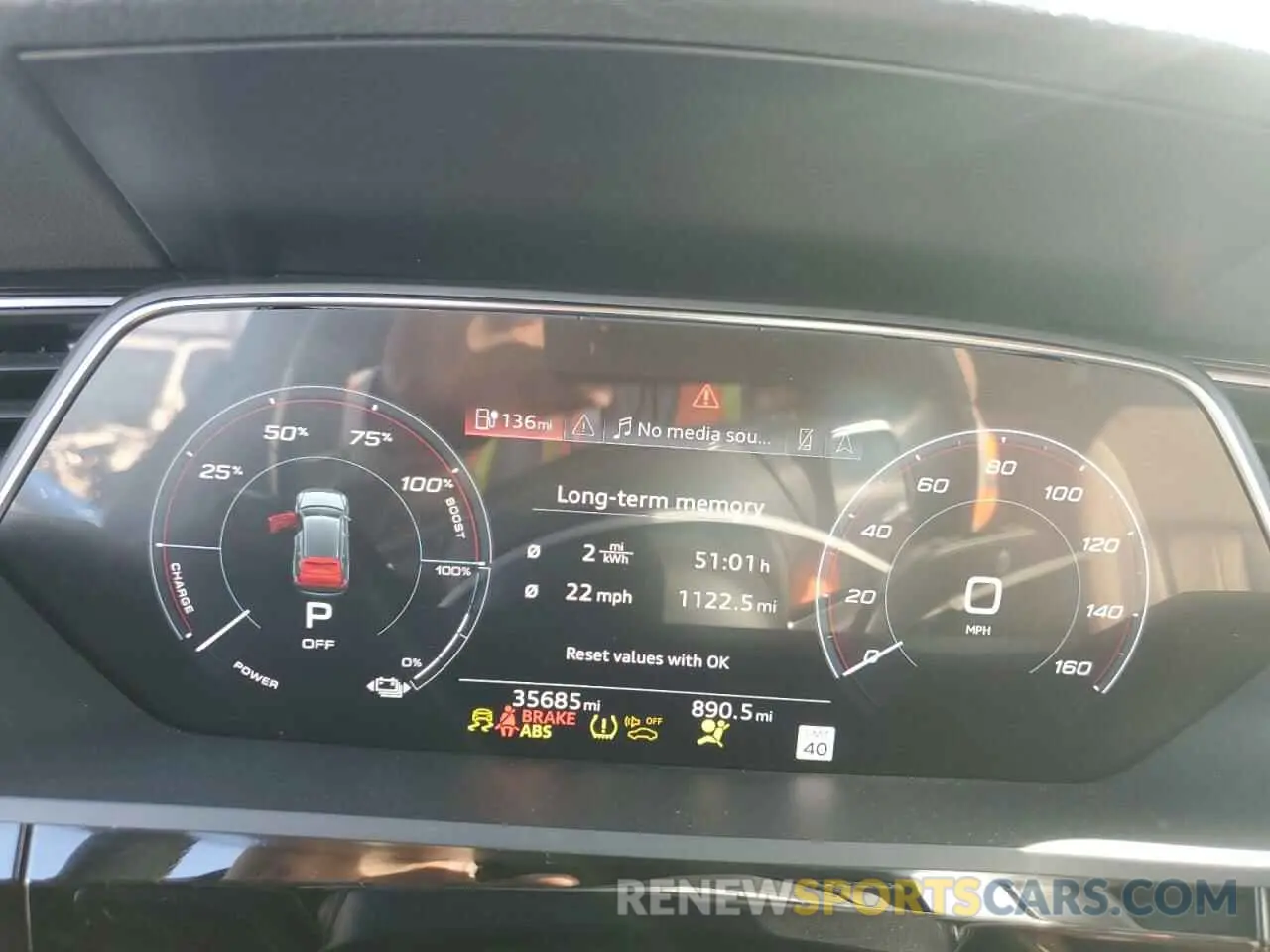 9 fotografías del automóvil dañado WA1LAAGE3NB007578 AUDI E-TRON 2022