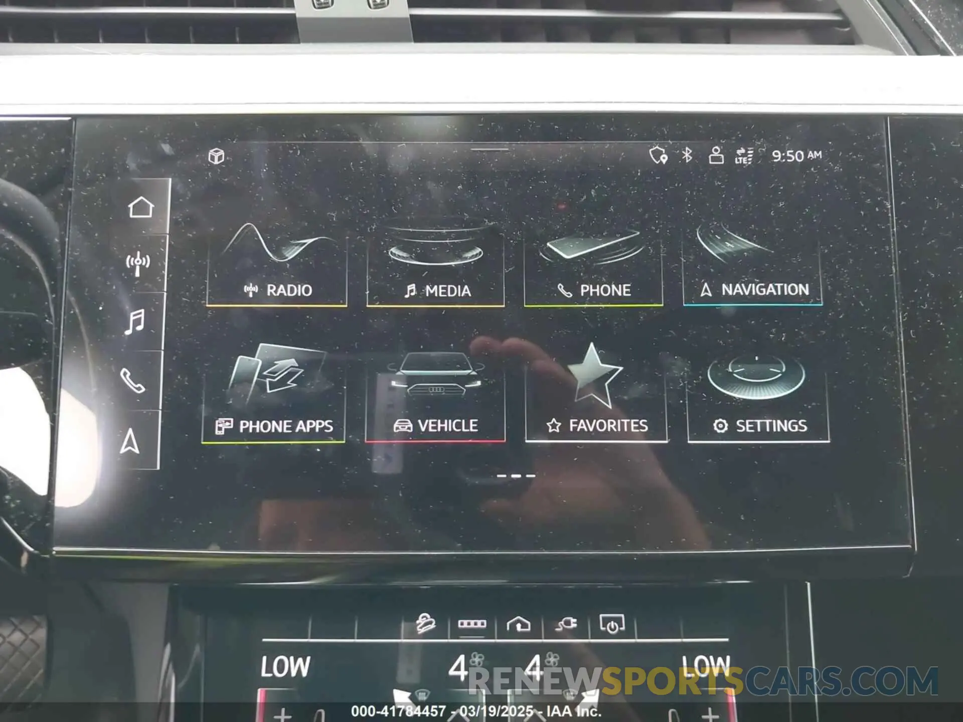 19 fotografías del automóvil dañado WA1LAAGE6NB033284 AUDI E-TRON 2022