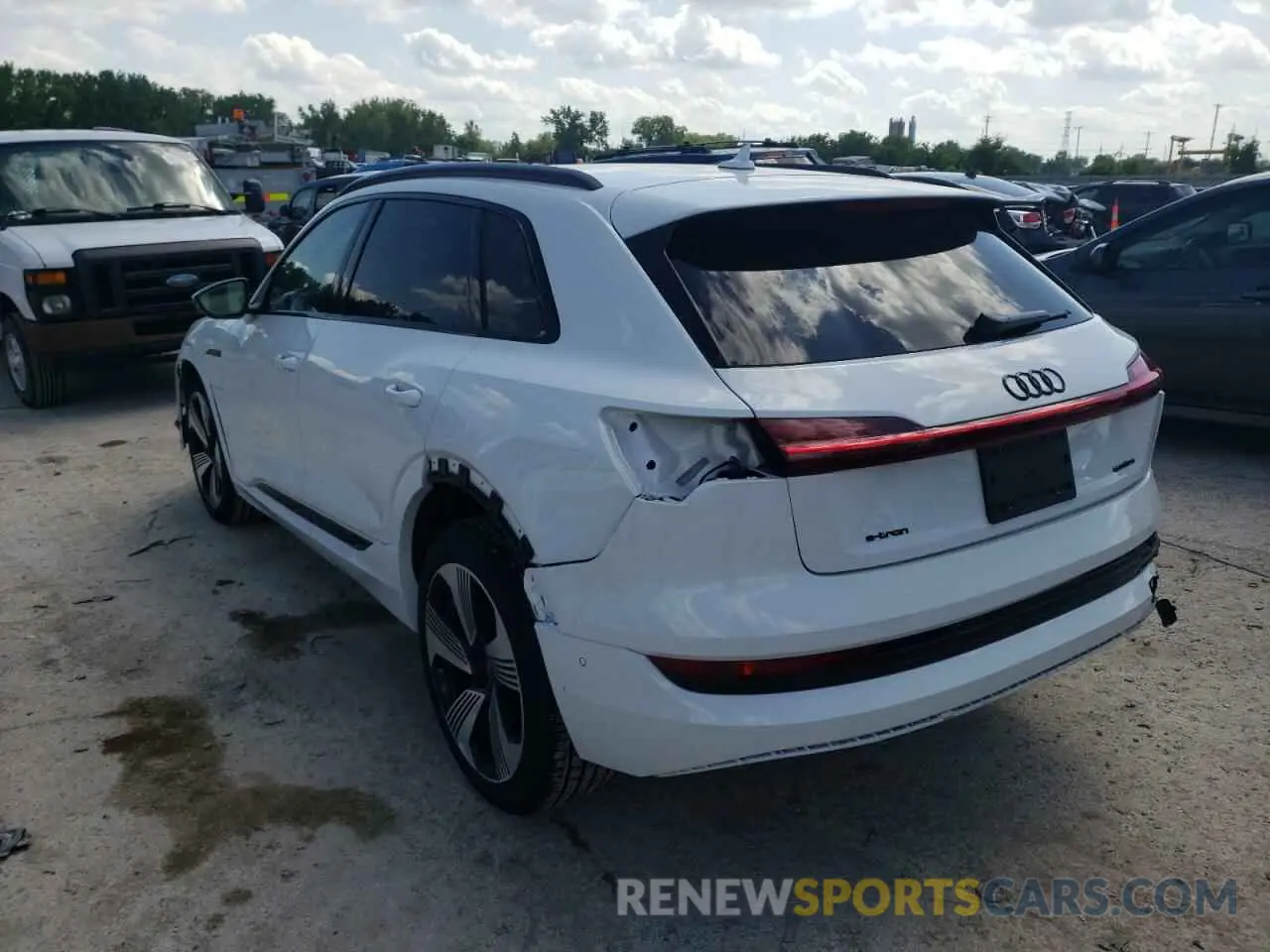 3 fotografías del automóvil dañado WA1LAAGE7NB009687 AUDI E-TRON 2022