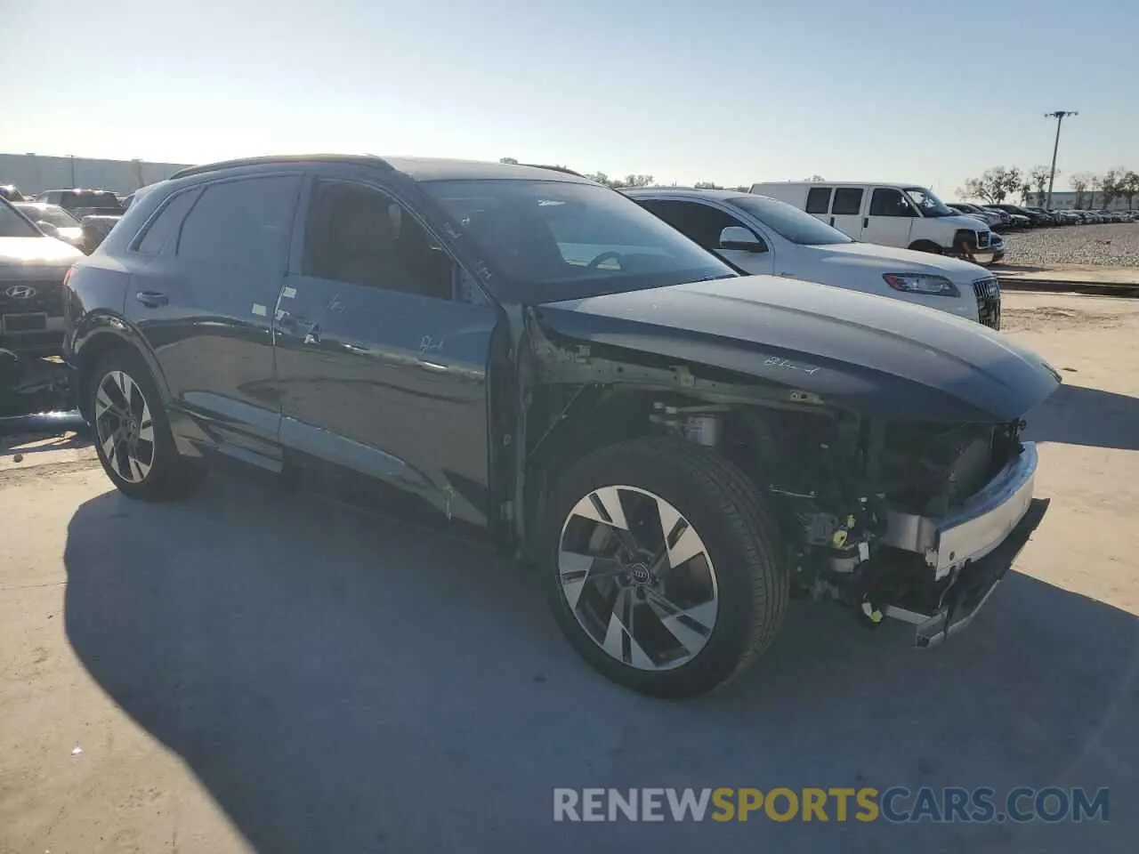 4 fotografías del automóvil dañado WA1AAAGE0PB011503 AUDI E-TRON 2023