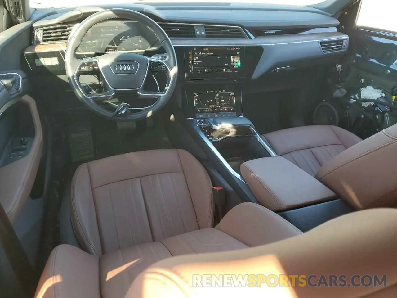 8 fotografías del automóvil dañado WA1AAAGE0PB011503 AUDI E-TRON 2023