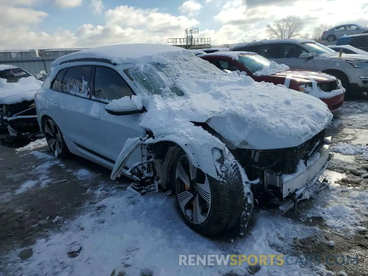 4 fotografías del automóvil dañado WA1LAAGE2PB016954 AUDI E-TRON 2023