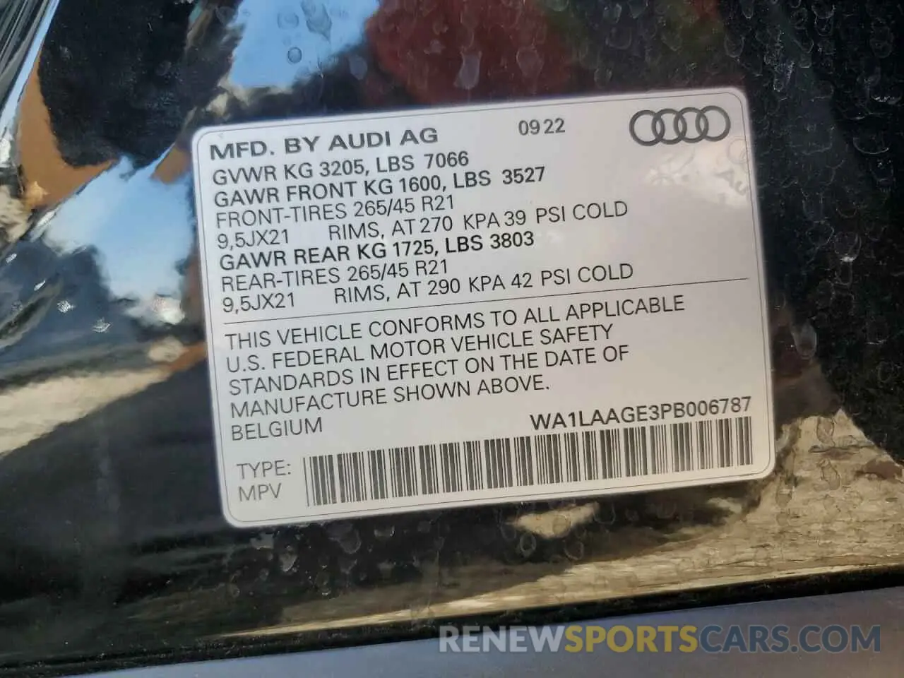 13 fotografías del automóvil dañado WA1LAAGE3PB006787 AUDI E-TRON 2023