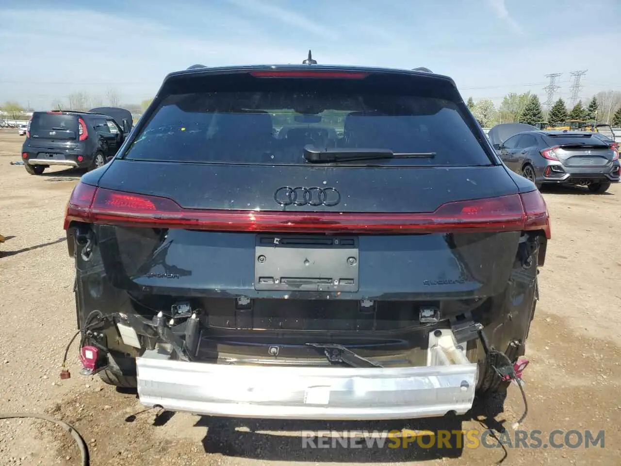 6 fotografías del automóvil dañado WA1LAAGE3PB006787 AUDI E-TRON 2023