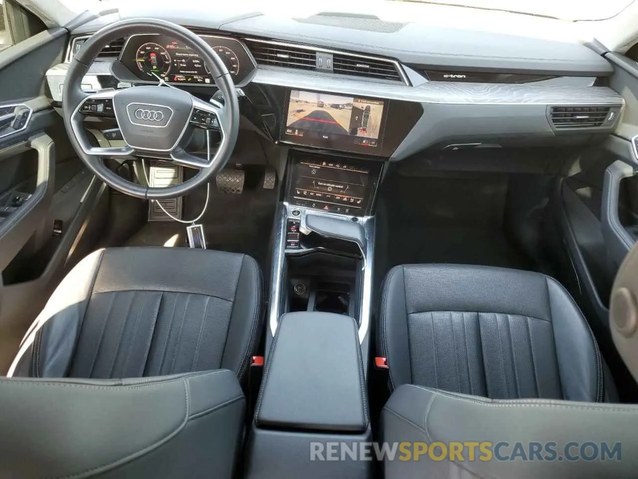 8 fotografías del automóvil dañado WA1LAAGE3PB006787 AUDI E-TRON 2023