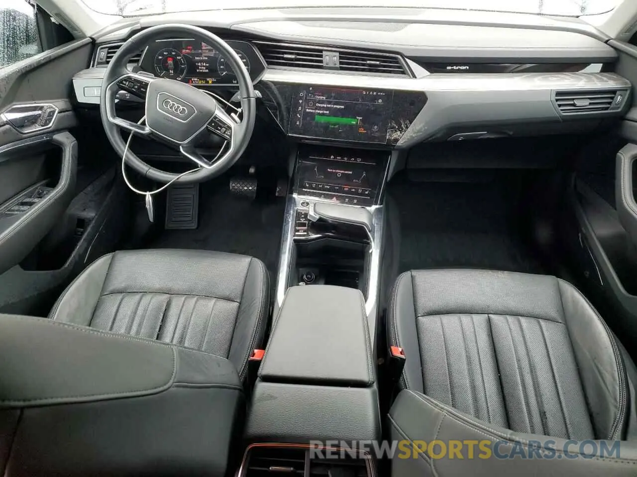 8 fotografías del automóvil dañado WA1LAAGE4PB024702 AUDI E-TRON 2023