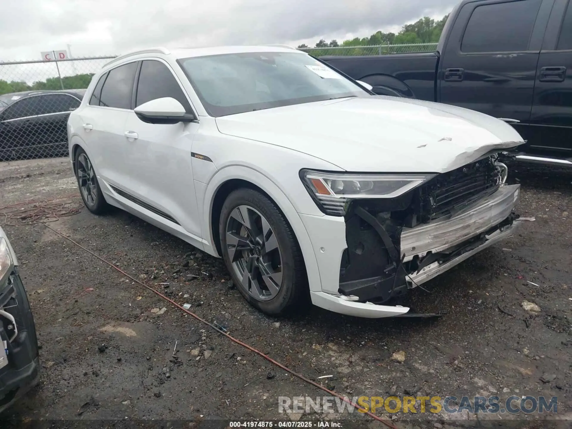 1 fotografías del automóvil dañado WA1LAAGE8PB006137 AUDI E-TRON 2023