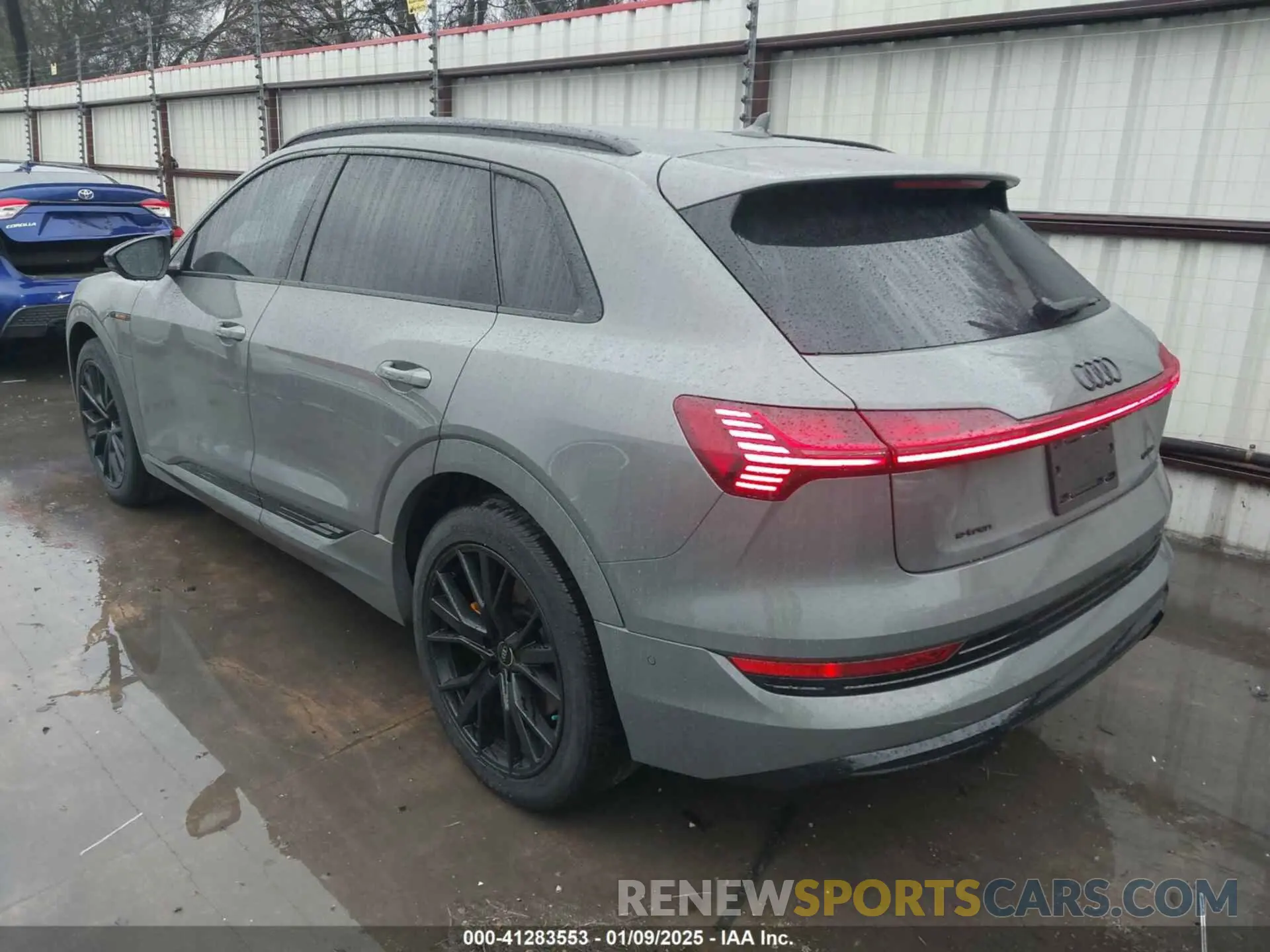 3 fotografías del automóvil dañado WA1VABGE2PB013244 AUDI E-TRON 2023