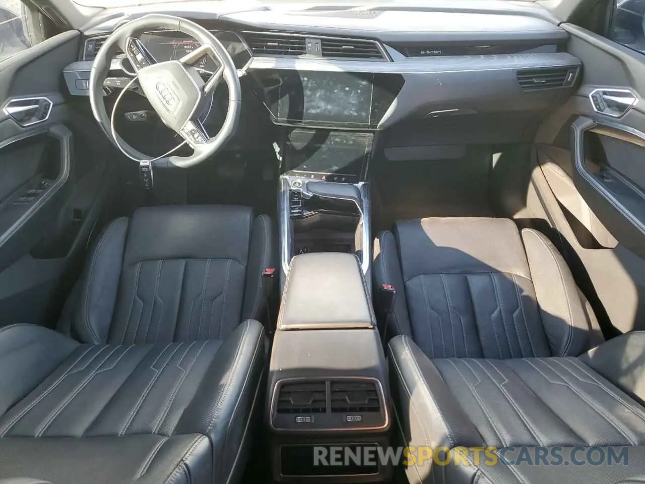 8 fotografías del automóvil dañado WA1VABGE9NB040096 AUDI E-TRON CHR 2022