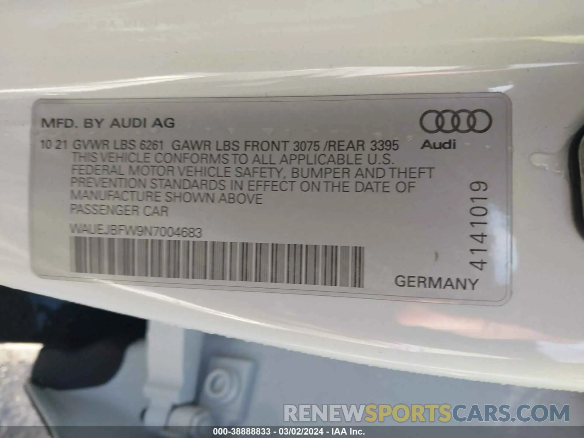 9 fotografías del automóvil dañado WAUEJBFW9N7004683 AUDI E-TRON GT 2022