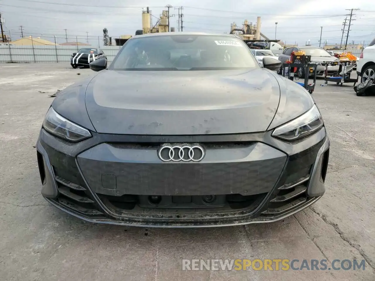 5 fotografías del automóvil dañado WAUCJBFW4P7005802 AUDI E-TRON GT 2023