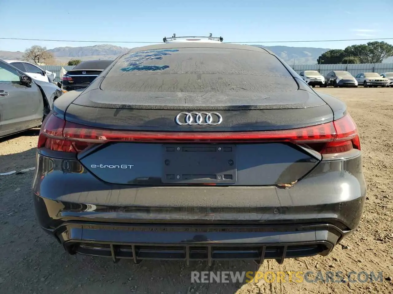 6 fotografías del automóvil dañado WAUEJBFW6P7004210 AUDI E-TRON GT 2023