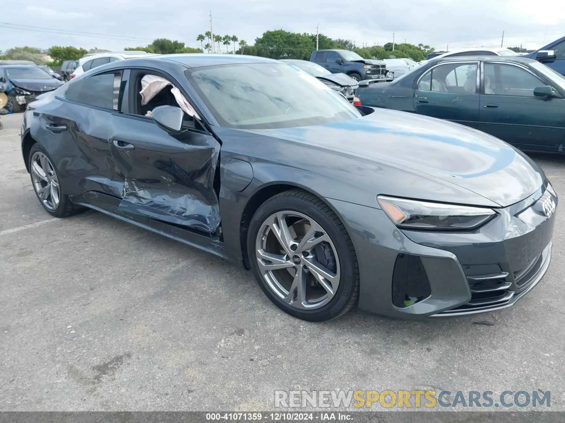 1 fotografías del automóvil dañado WAUFJBFW5R7004416 AUDI E-TRON GT 2024