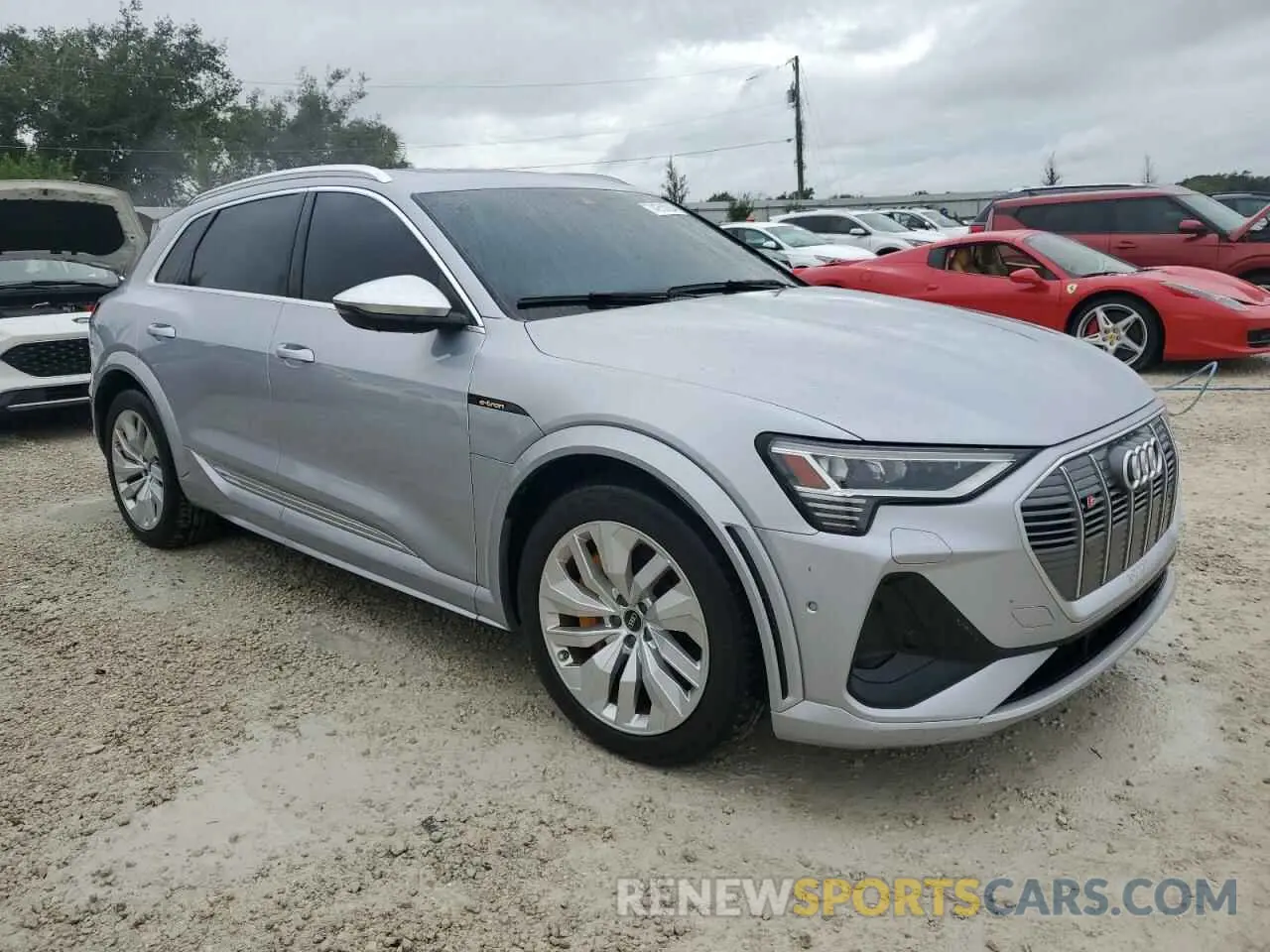 4 fotografías del automóvil dañado WA1ACBGE6NB043580 AUDI E-TRON S P 2022