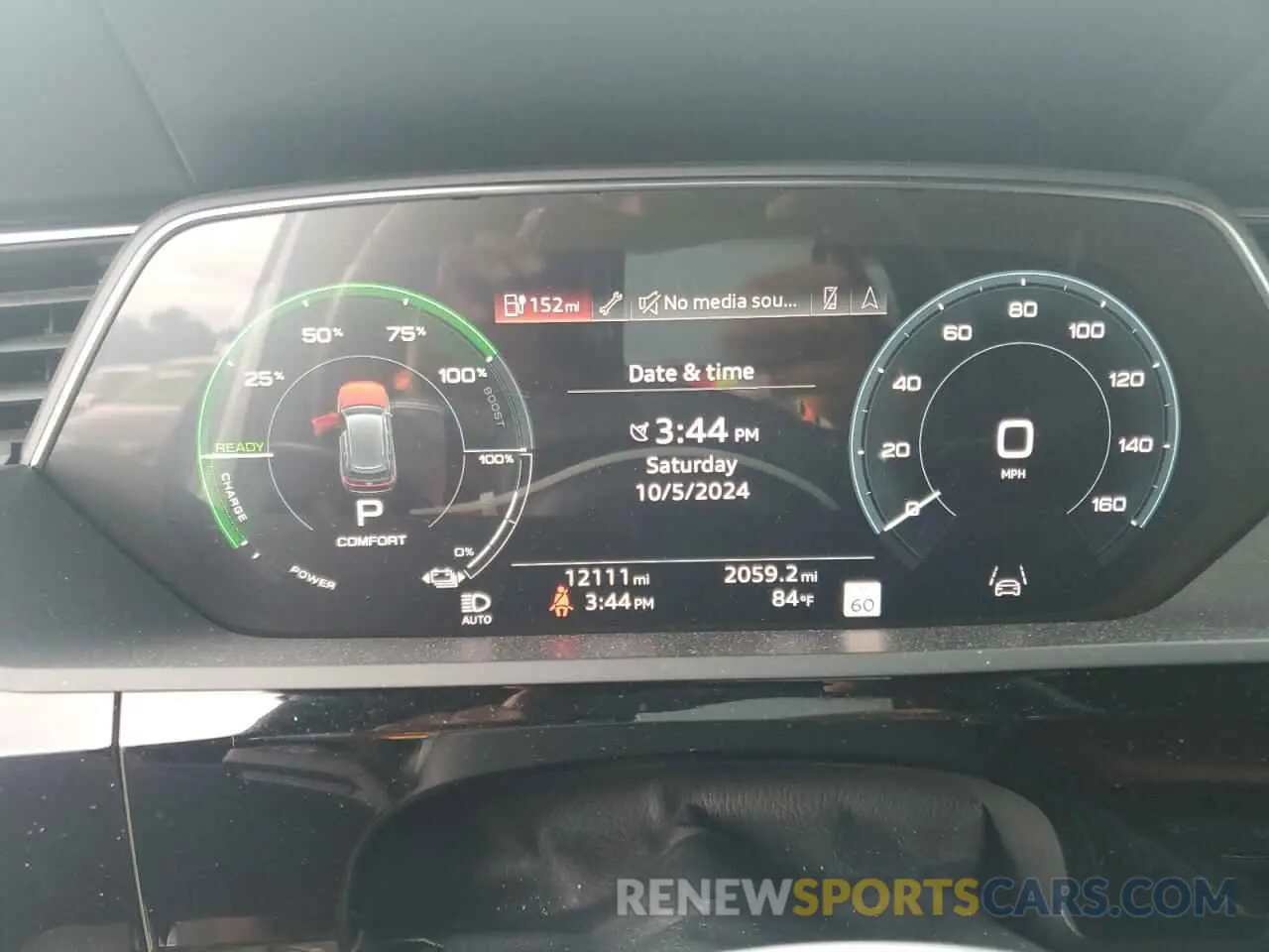 9 fotografías del automóvil dañado WA1ACBGE6NB043580 AUDI E-TRON S P 2022