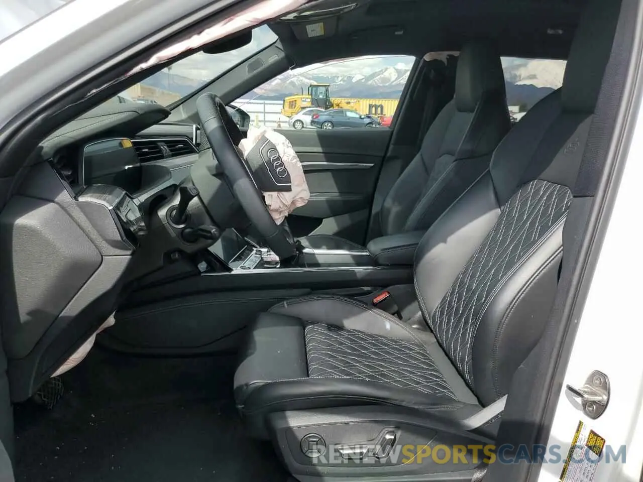 7 fotografías del automóvil dañado WA1VCBGE2NB039009 AUDI E-TRON S P 2022