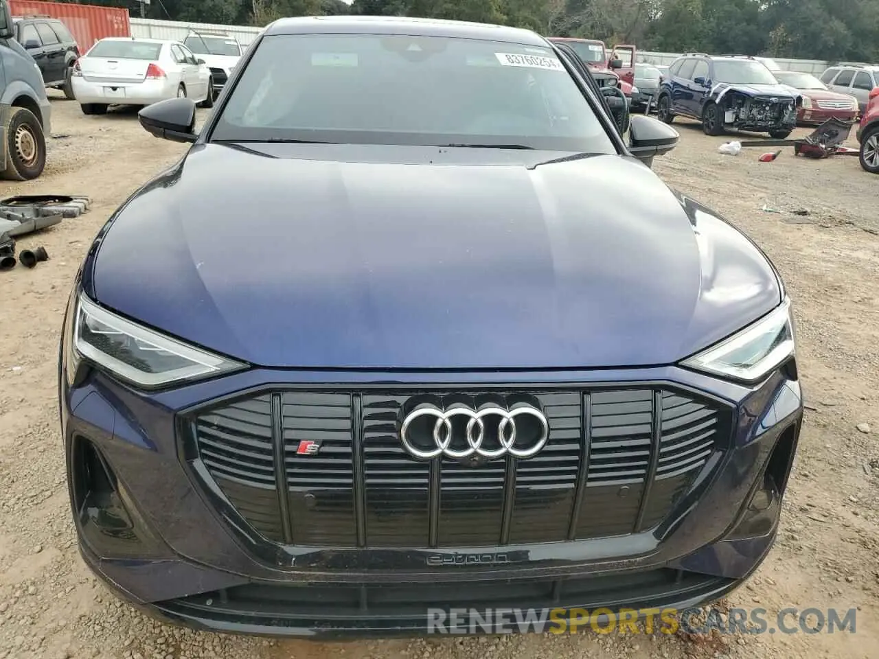 5 fotografías del automóvil dañado WA13CBGE1NB013878 AUDI E-TRON S S 2022