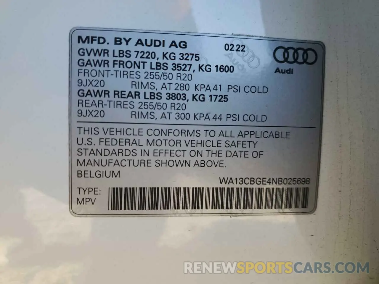 16 fotografías del automóvil dañado WA13CBGE4NB025698 AUDI E-TRON S S 2022