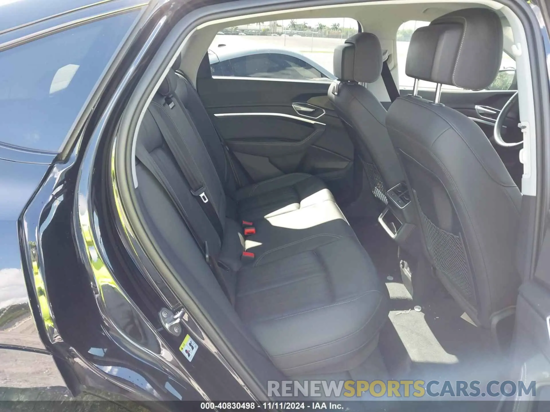 8 fotografías del automóvil dañado WA11AAGE6MB001733 AUDI E-TRON SPORTBACK 2021
