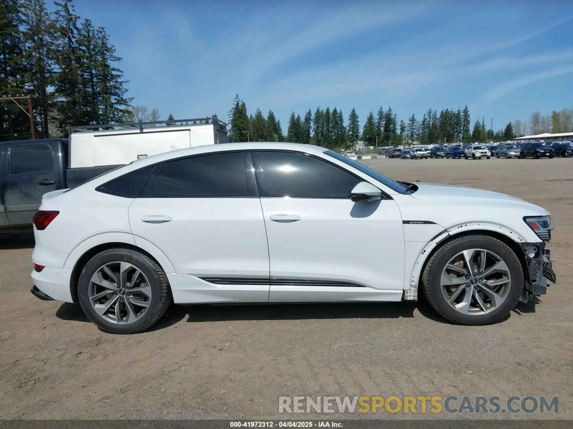 14 fotografías del automóvil dañado WA12AAGE1MB000851 AUDI E-TRON SPORTBACK 2021