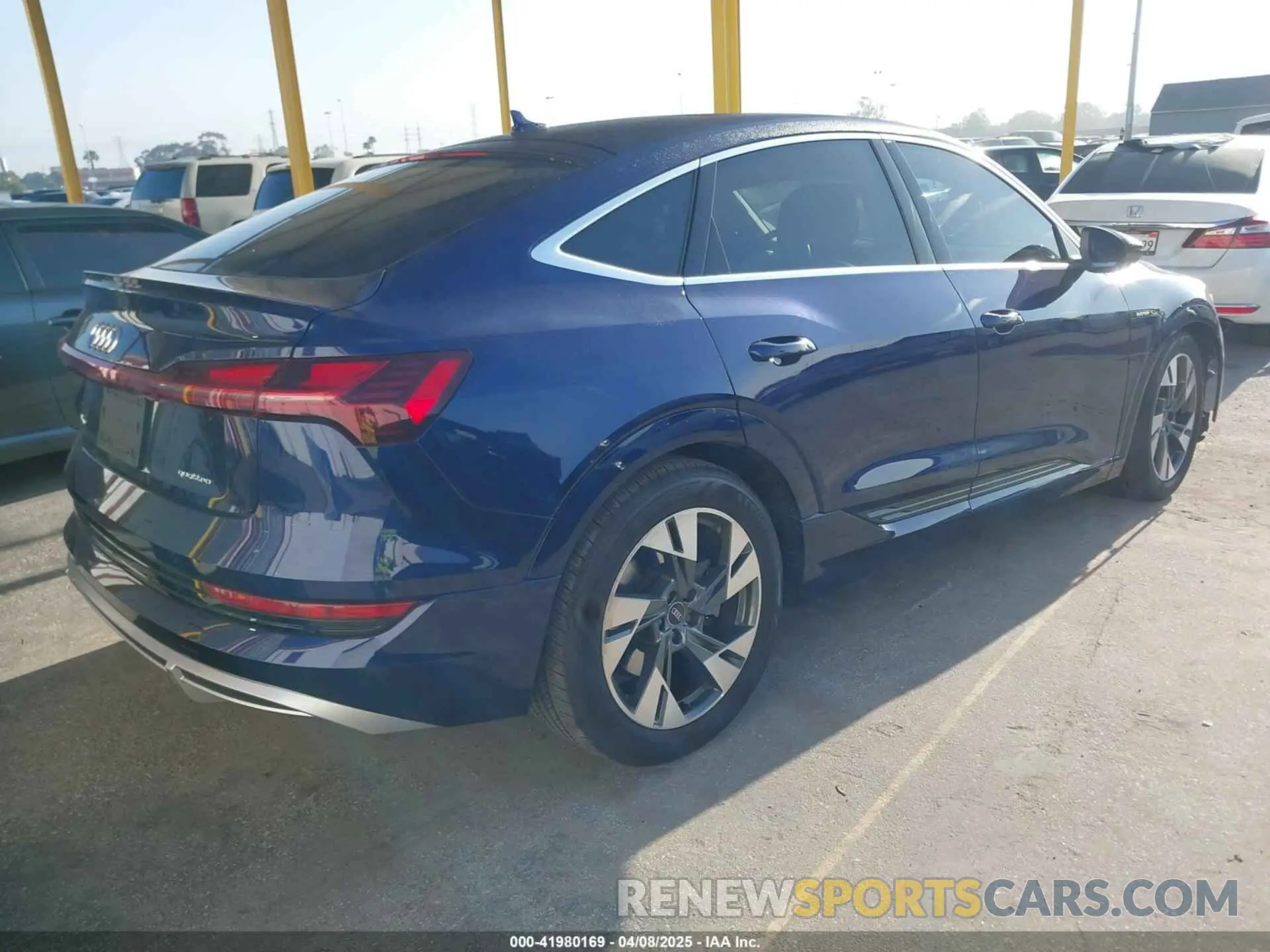 4 fotografías del automóvil dañado WA12ABGEXMB012339 AUDI E-TRON SPORTBACK 2021