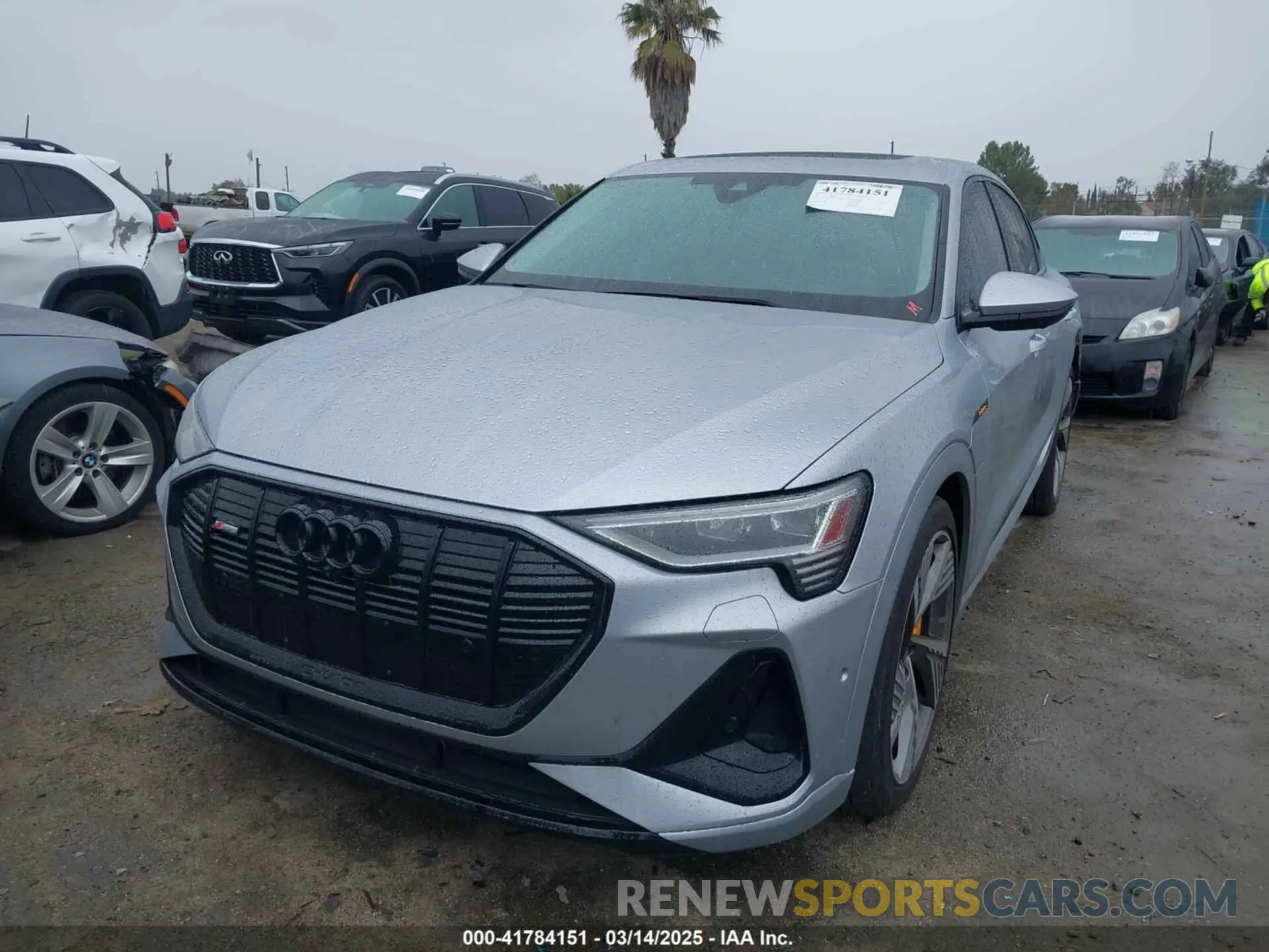 2 fotografías del automóvil dañado WA13AAGE0NB036424 AUDI E-TRON SPORTBACK 2022