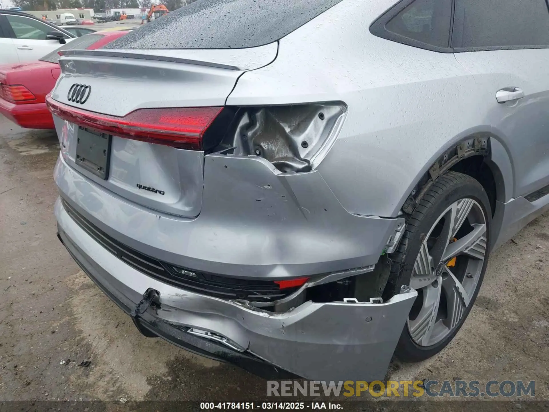 6 fotografías del automóvil dañado WA13AAGE0NB036424 AUDI E-TRON SPORTBACK 2022