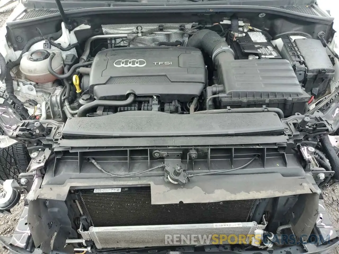 12 fotografías del automóvil dañado WA1AECF31K1082837 AUDI Q3 2019