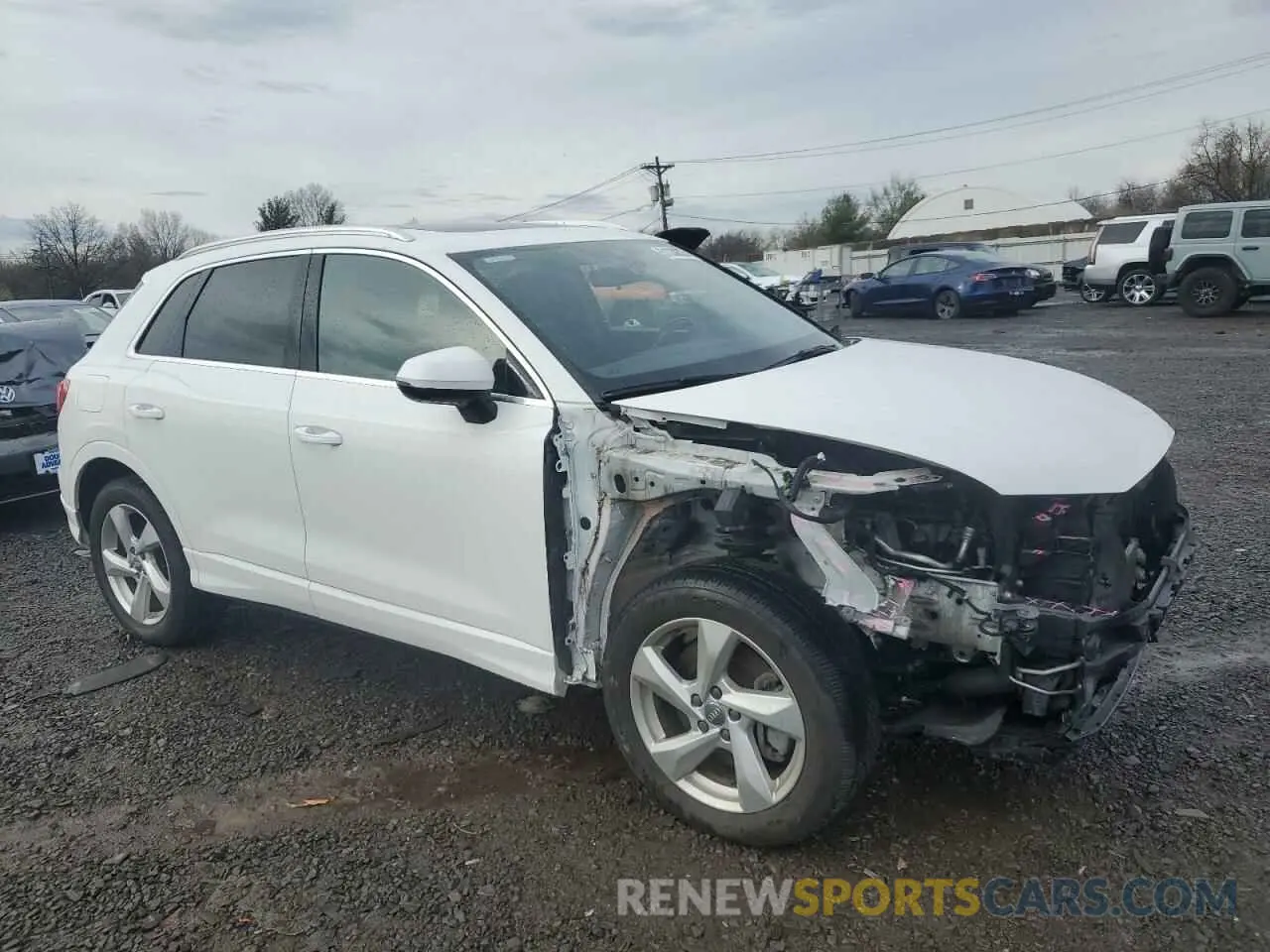 4 fotografías del automóvil dañado WA1AECF31K1082837 AUDI Q3 2019