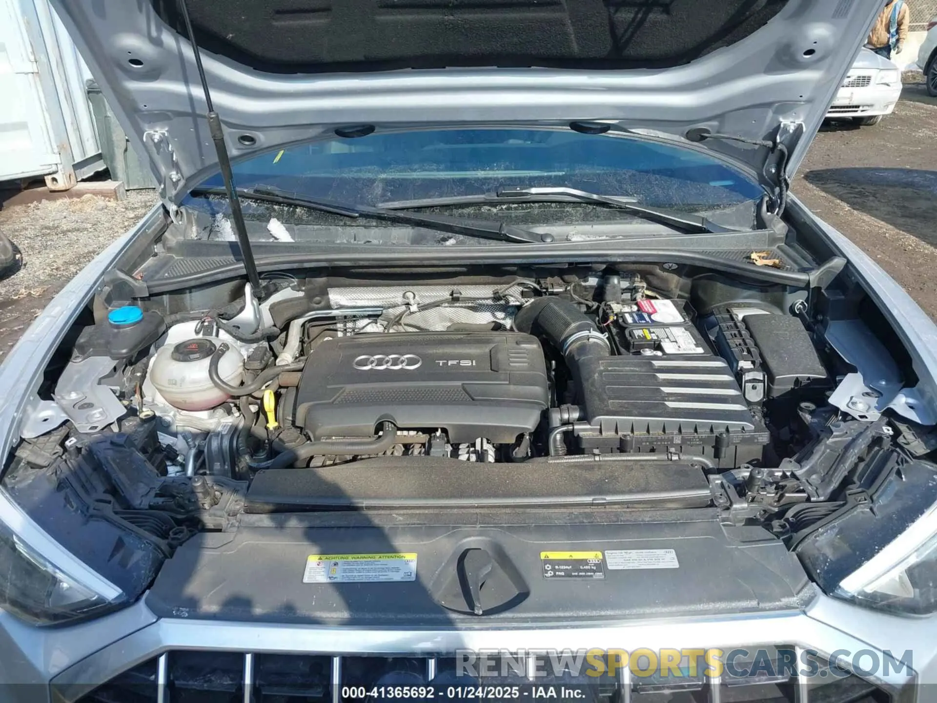 10 fotografías del automóvil dañado WA1AECF32K1078022 AUDI Q3 2019