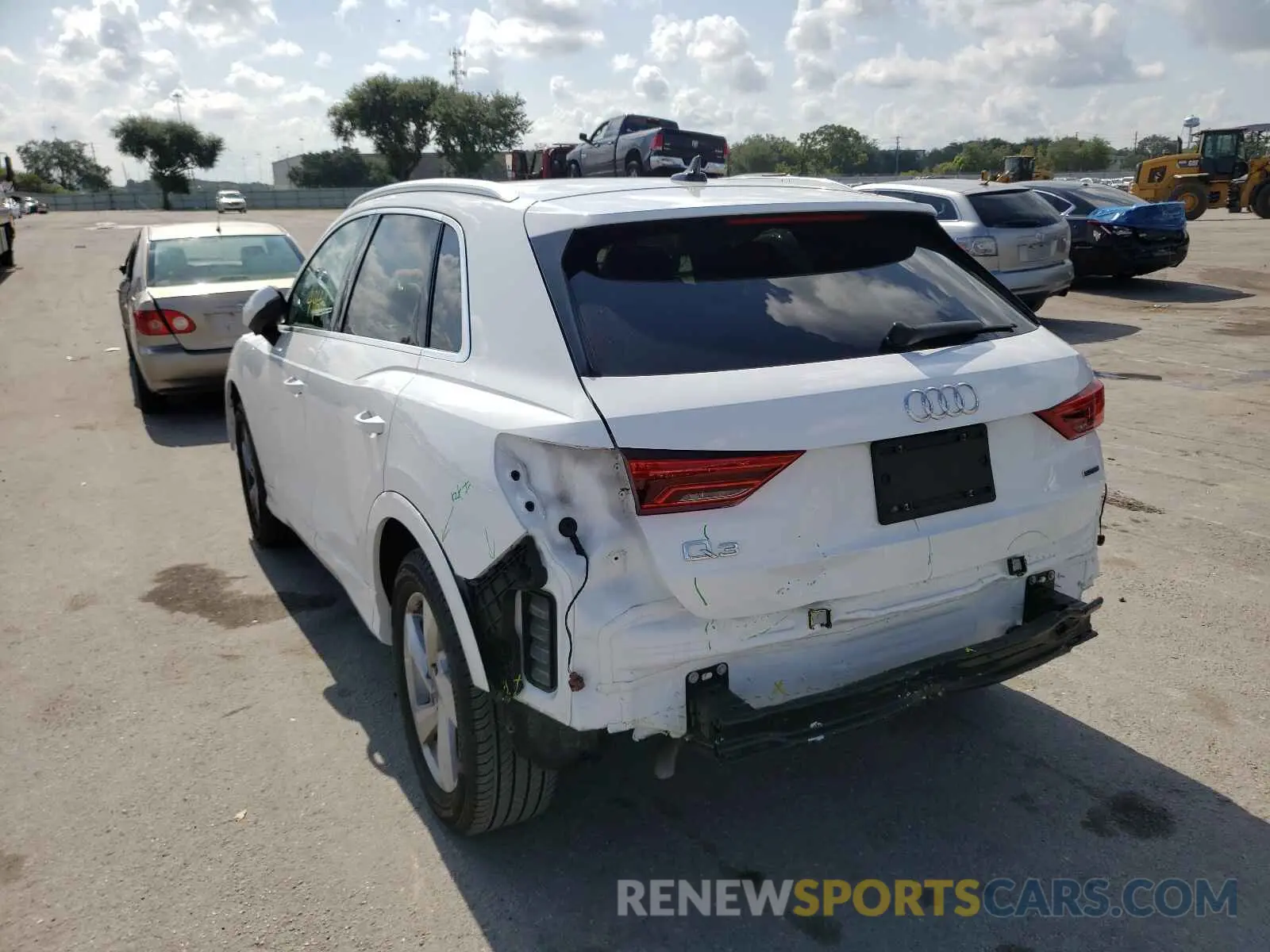 3 fotografías del automóvil dañado WA1AECF32K1079087 AUDI Q3 2019