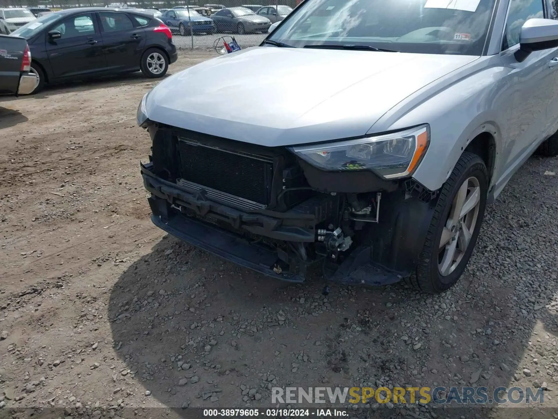 6 fotografías del automóvil dañado WA1AECF35K1073462 AUDI Q3 2019