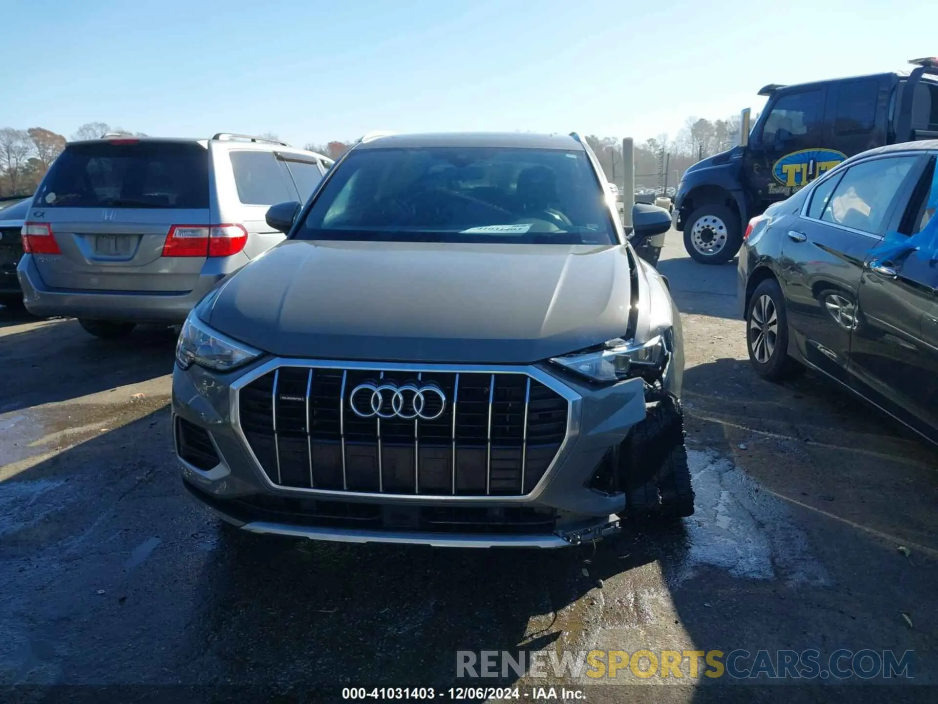 12 fotografías del automóvil dañado WA1AECF35K1079486 AUDI Q3 2019