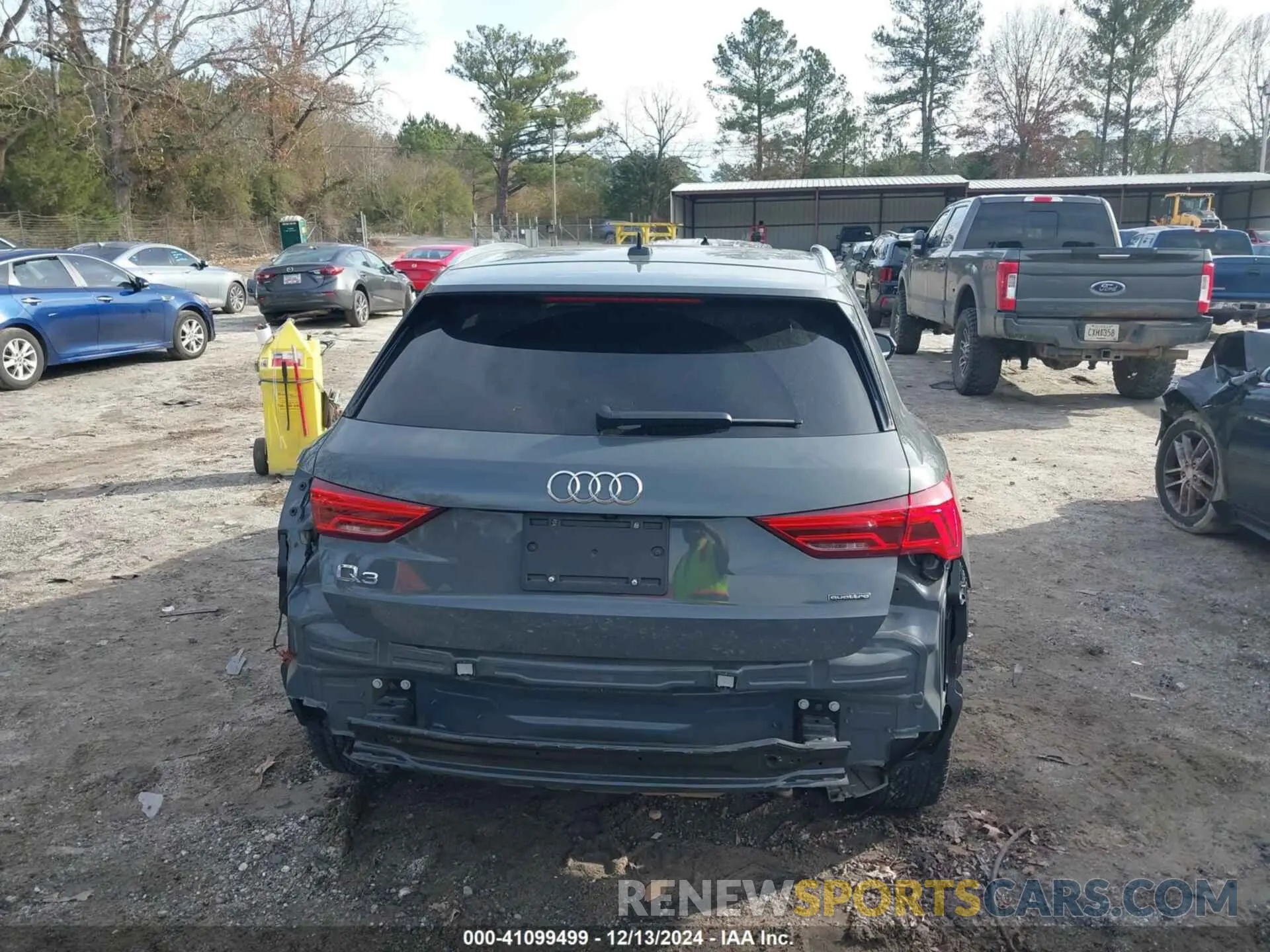 16 fotografías del automóvil dañado WA1AECF37K1076492 AUDI Q3 2019